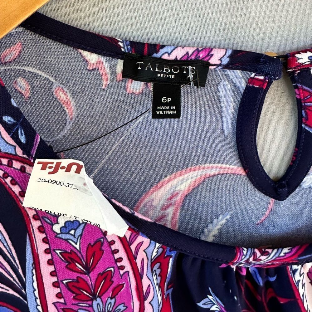 🎉5 for $45🎉 Talbots dress size 6P - Picture 6 of 9